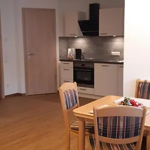 Hufeisen Ebenerdig Apartment